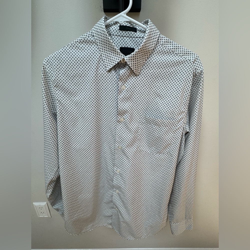 14th & Union Men’s Wrinkle Free Button-down Shirt